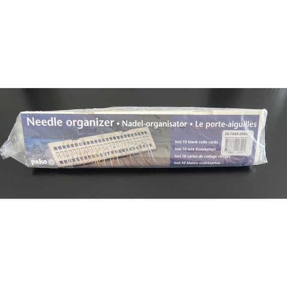 Pako Needle Organizer NIP   Sewing Embroidery Floss Cross Stitch Crewel Projects - Picture 1 of 3